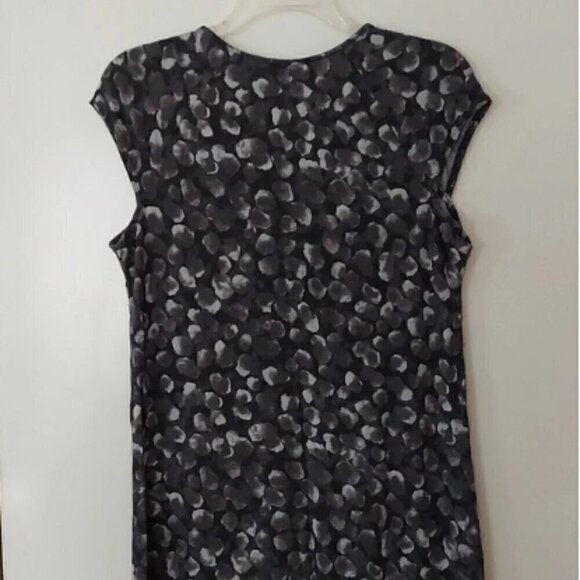Merona gray woman's dress. Size M Stretchy. Comfort. Lightweght Rayon /spandex - Picture 5 of 6